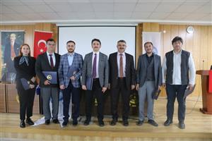 Mevsimlik tarımda çocuk işçiliği ASÜ’de masaya yatırıldı